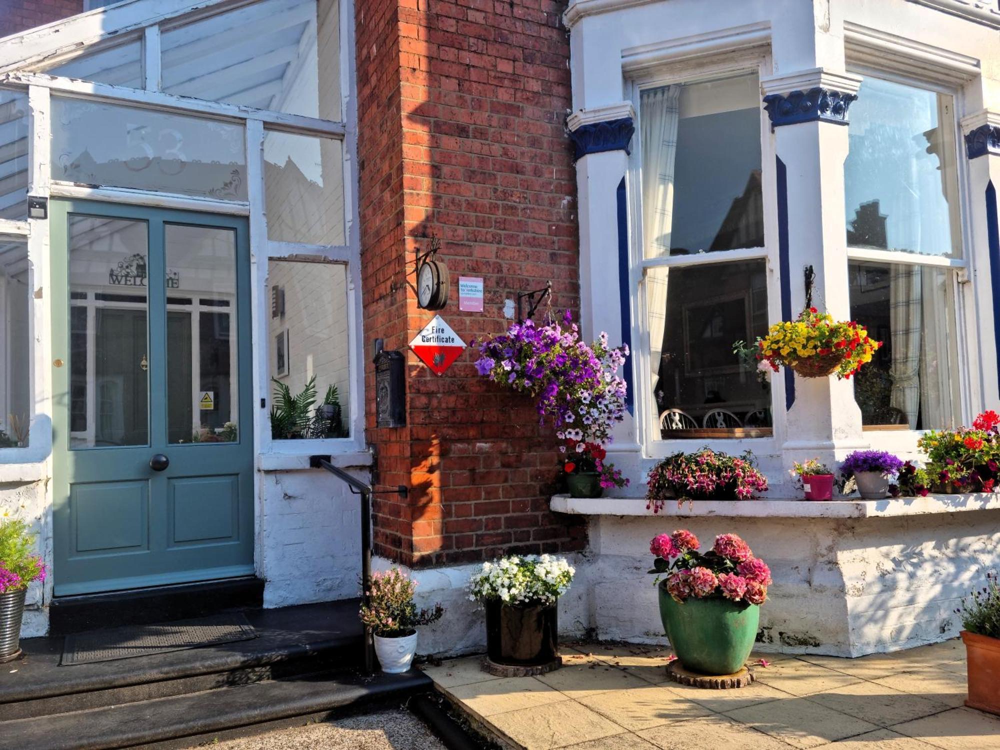 The Cavendish Hotel Scarborough Exterior foto